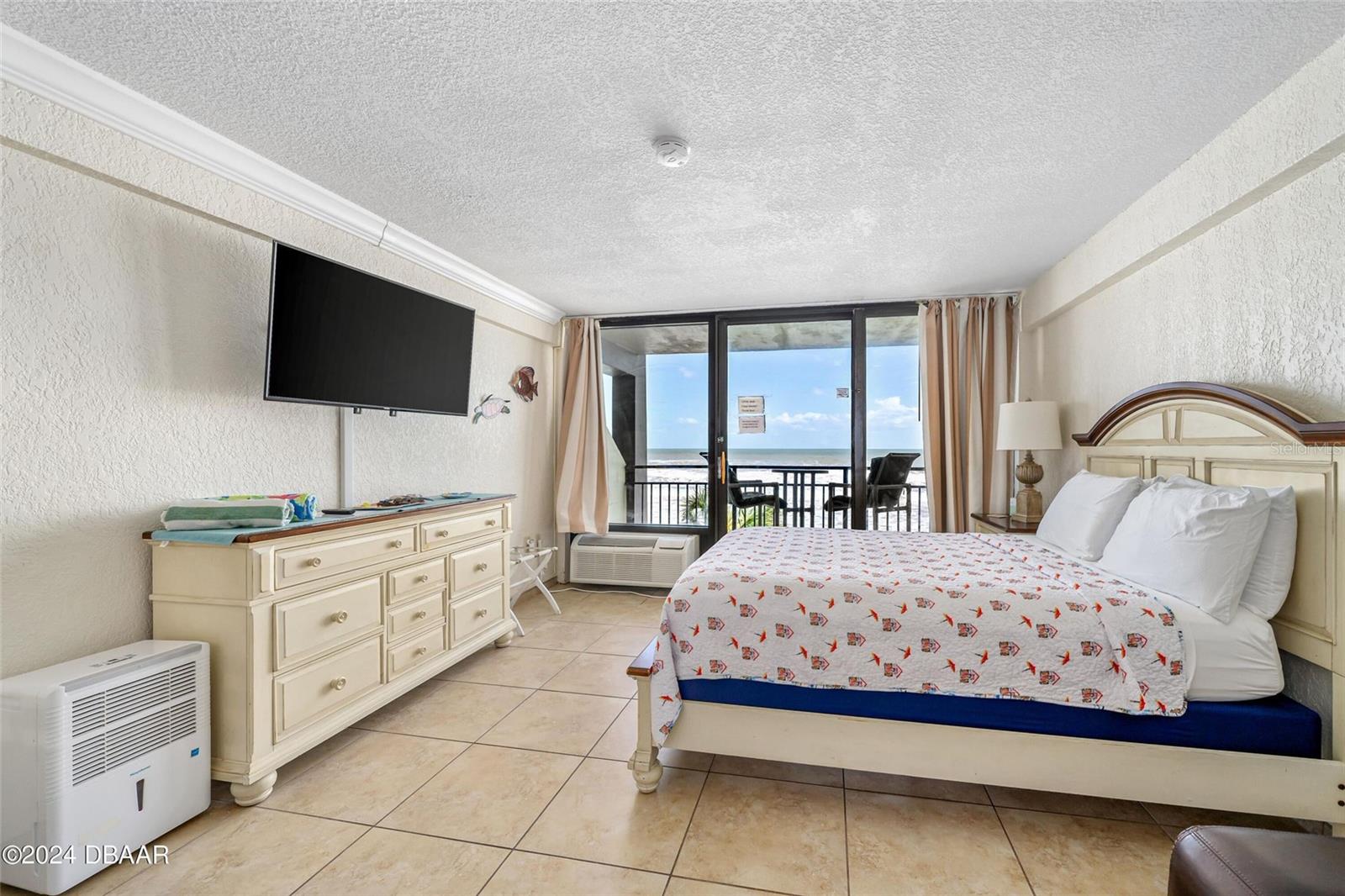 HAWAIIAN INN LC - Residential