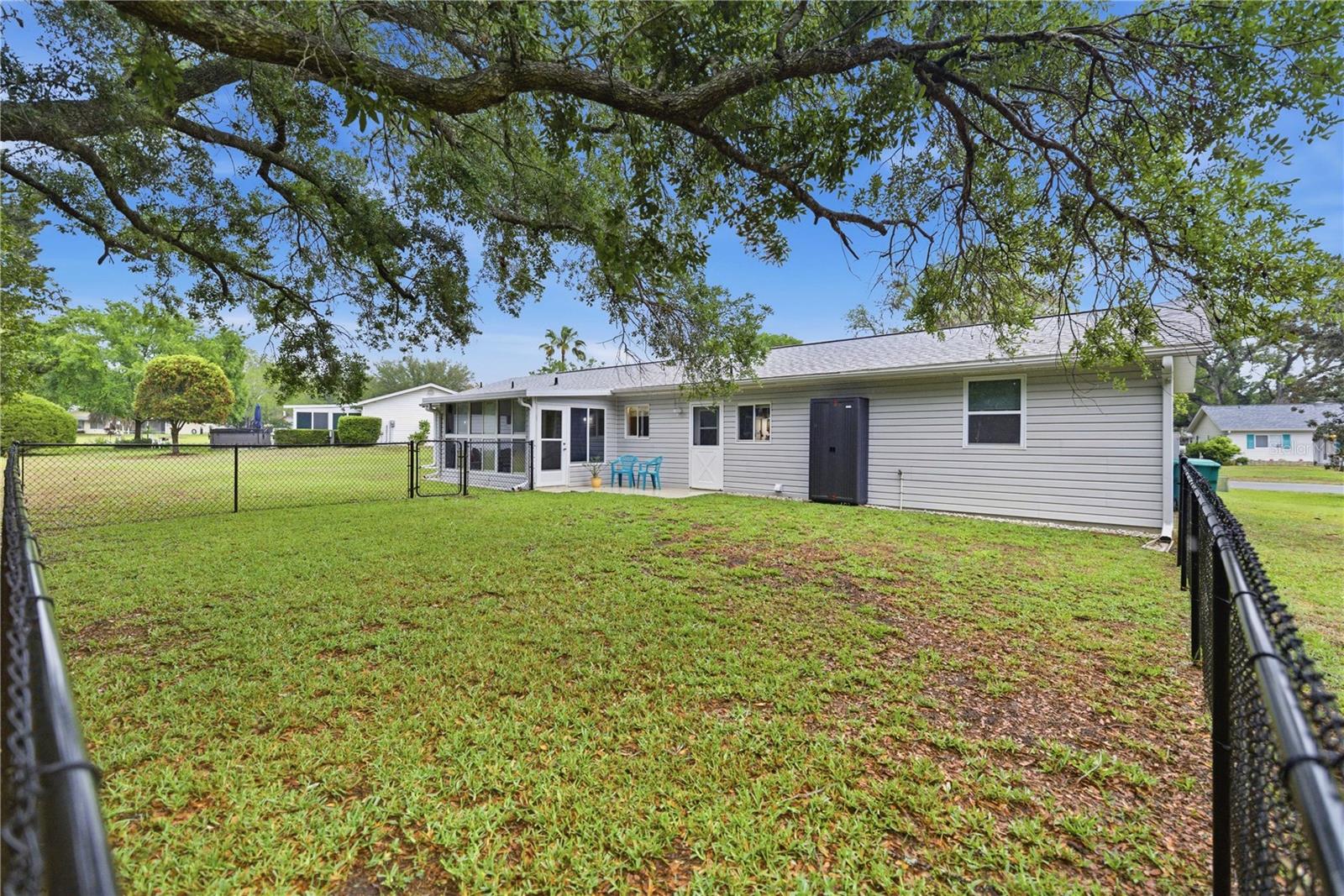 SPRUCE CRK S 03 - Residential