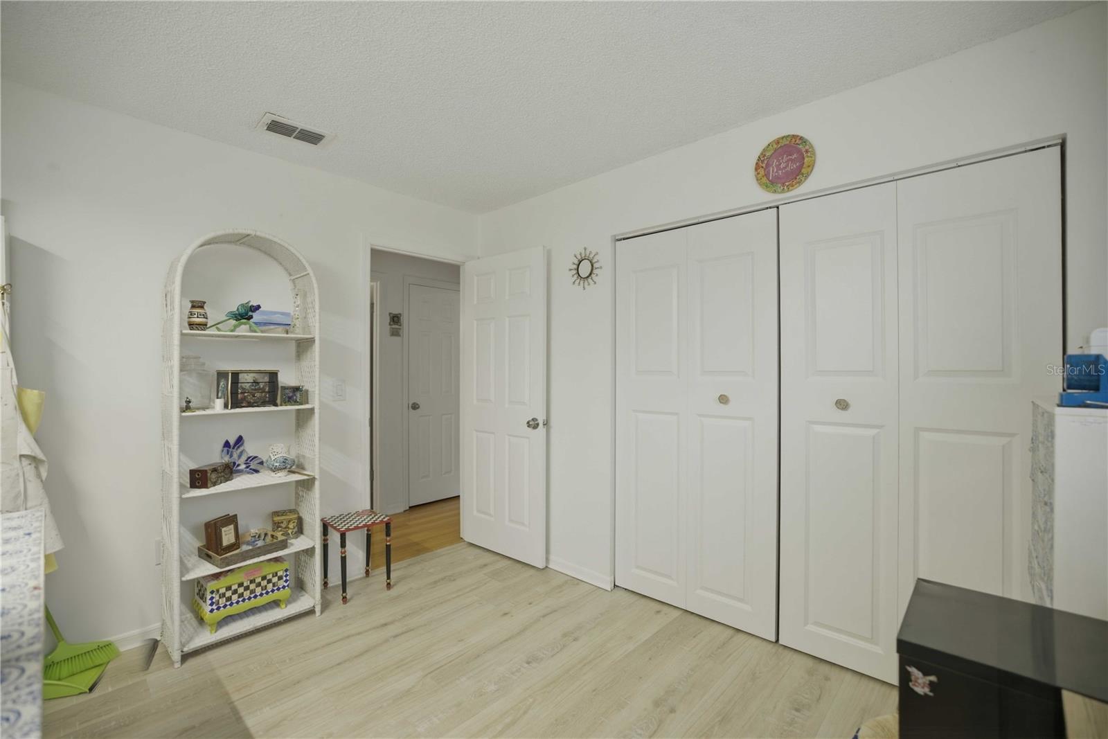 SPRUCE CRK S 03 - Residential