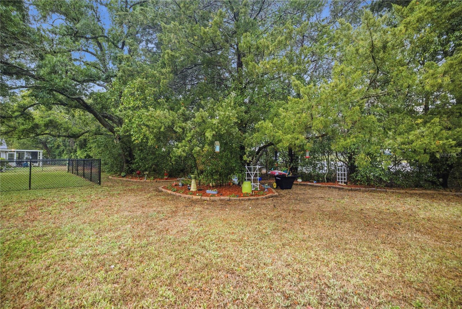 SPRUCE CRK S 03 - Residential