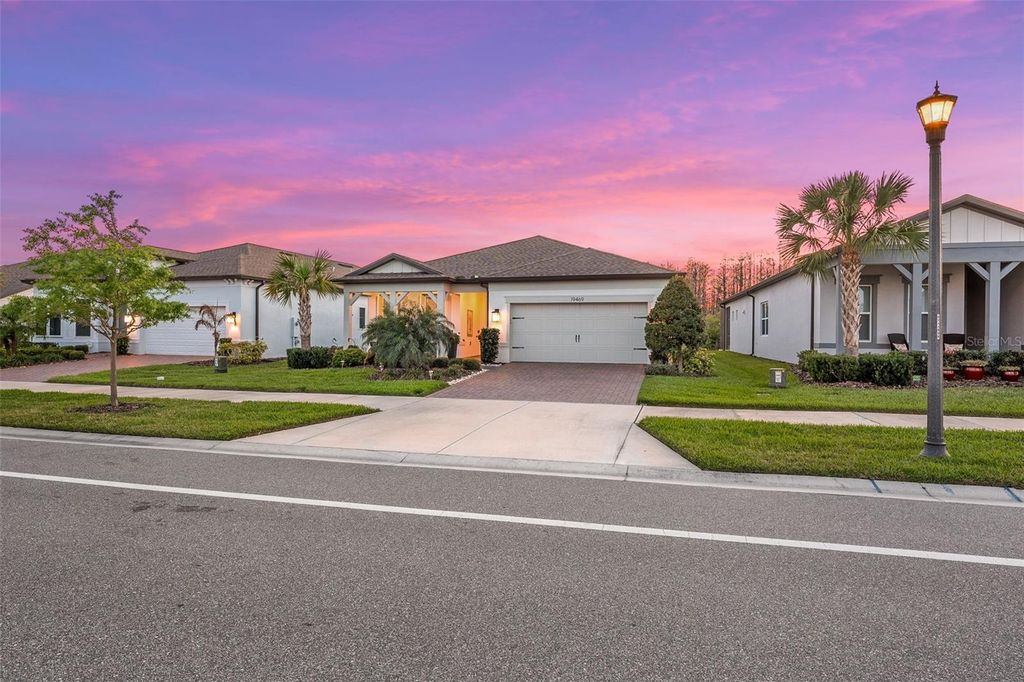 Photo of 19469 Sea Glass Circle, Land O Lakes, FL 34638 (MLS # TB8488610)
