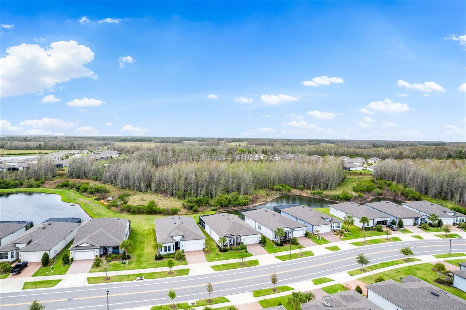 19469 SEA GLASS CIRCLE