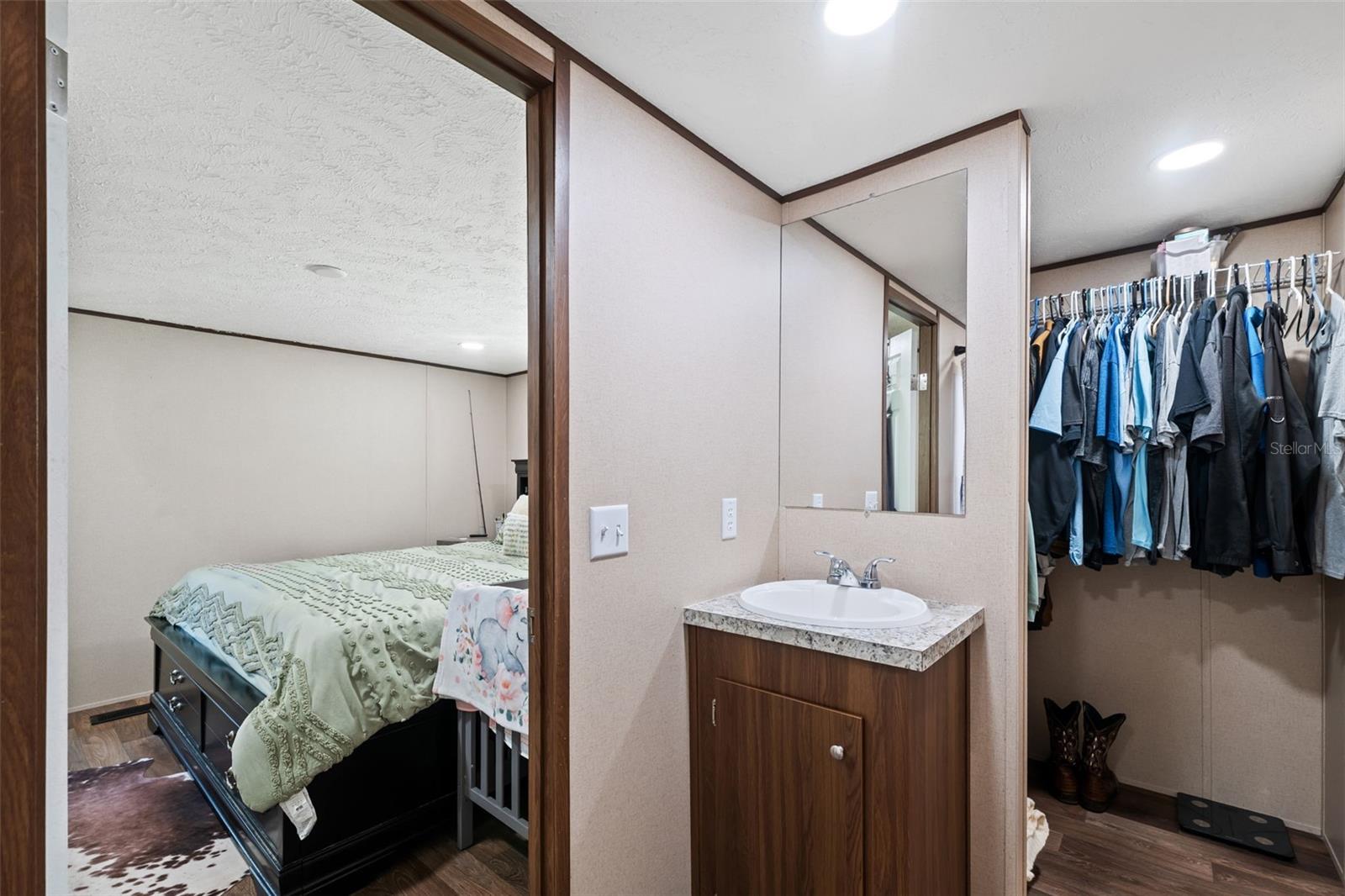 HIGH HOPES MOBILE HOME - Residential