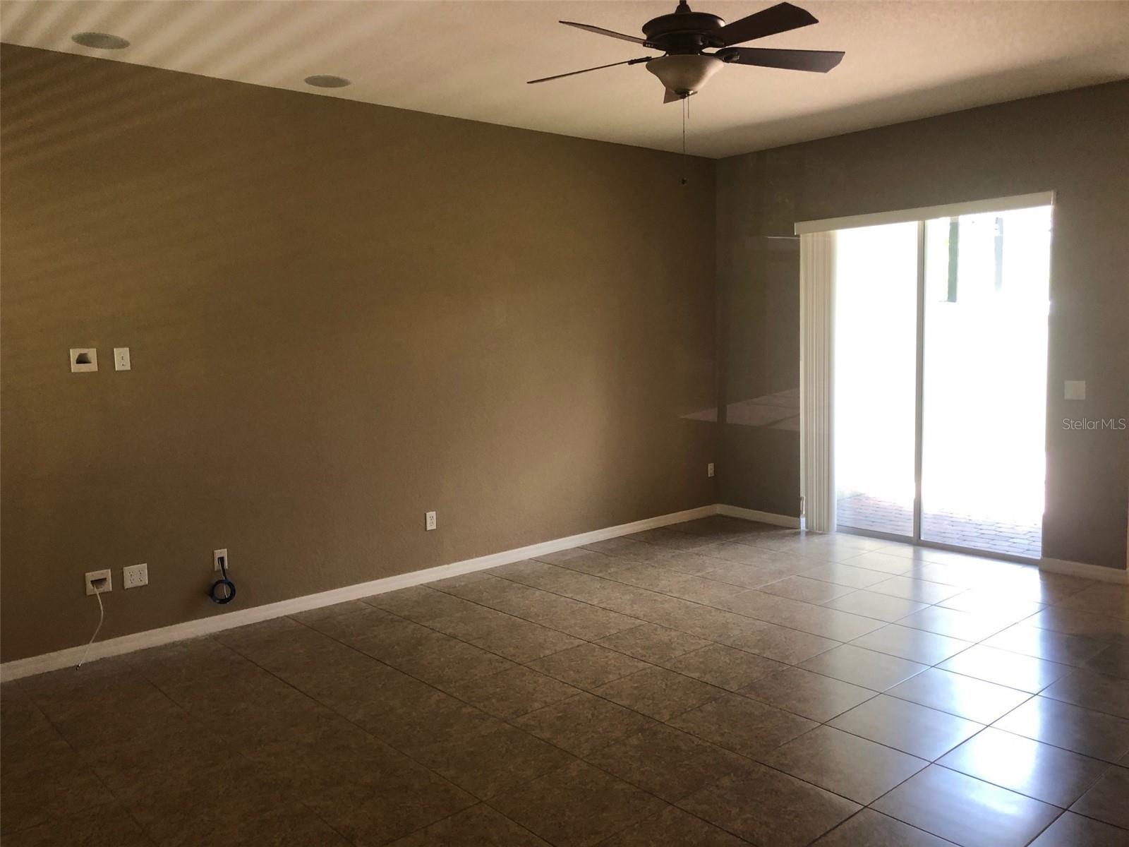 PRESTON SQUARE - Residential Lease