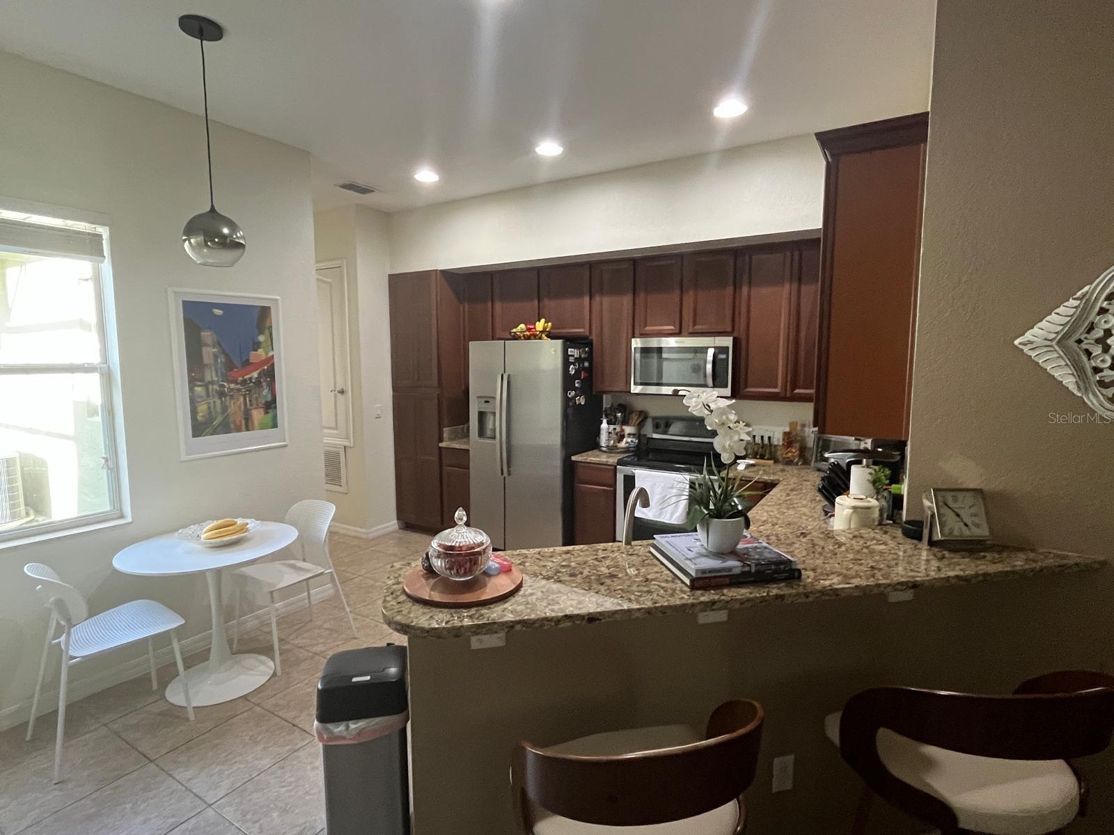 PRESTON SQUARE - Residential Lease