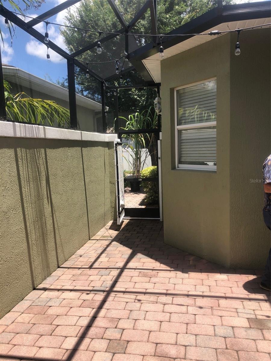 PRESTON SQUARE - Residential Lease