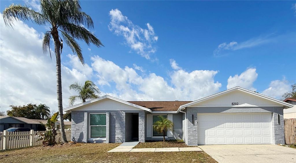 Photo of 8202 Almond Place, Tampa, FL 33615 (MLS # TB8479994)