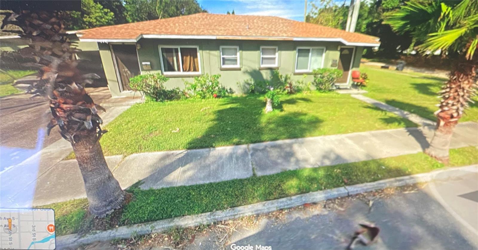 GREAT INCOME PROPERTY THAT HAS A GREAT INCOME OPPORTUNITY IN A AREA THAT HAS A STRONG RENTAL DEMAND.
HAS WASHER AND DRYER HOOK-UP AND CENTRAL HEAT AND AIR, THIS PROPERTY IS MINUTES AWAY FROM A VIBRANT
DOWN TOWN, SHOPS, MAJOR HIGHWAY AND A BEAUTIFUL MIND BLOWING PIER WITH ITS SPECTACULAR WATER VIEW.