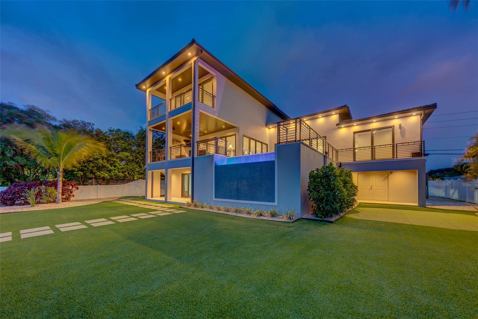 CAPRI ISLE SUB - Residential