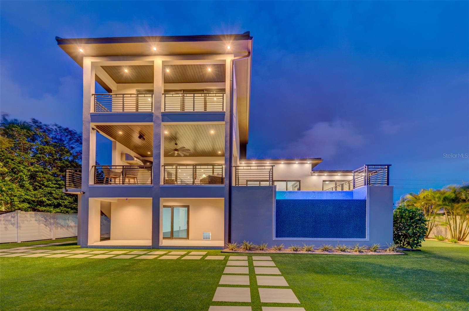 CAPRI ISLE SUB - Residential