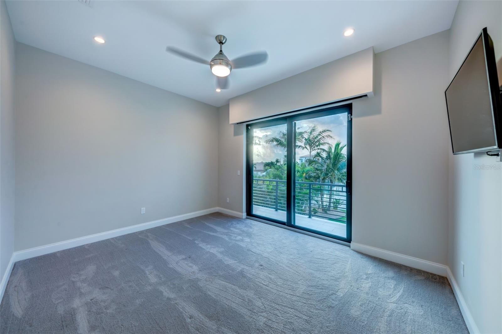 CAPRI ISLE SUB - Residential