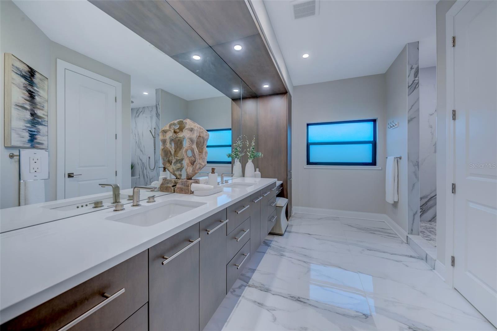 CAPRI ISLE SUB - Residential