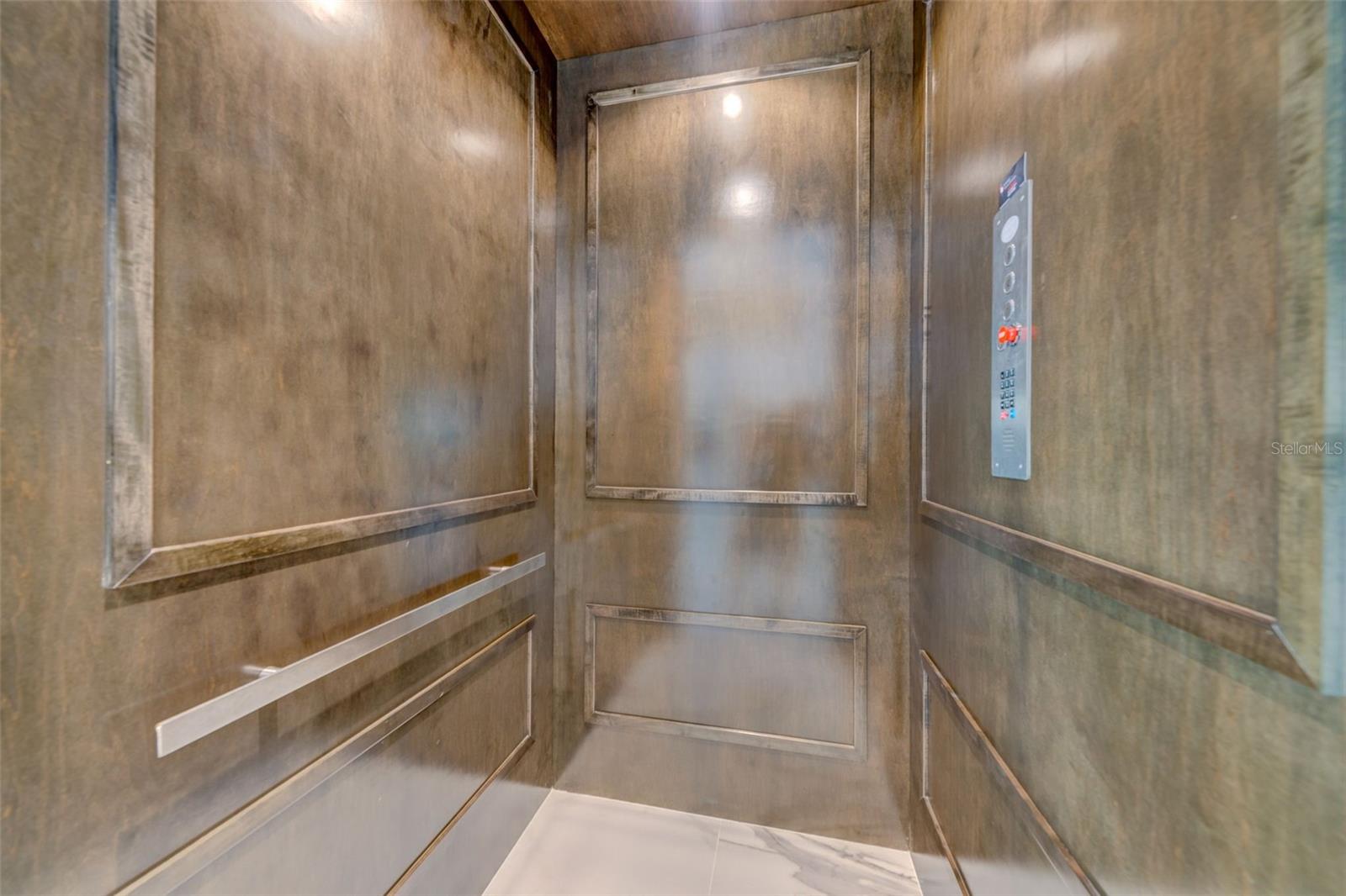 CAPRI ISLE SUB - Residential