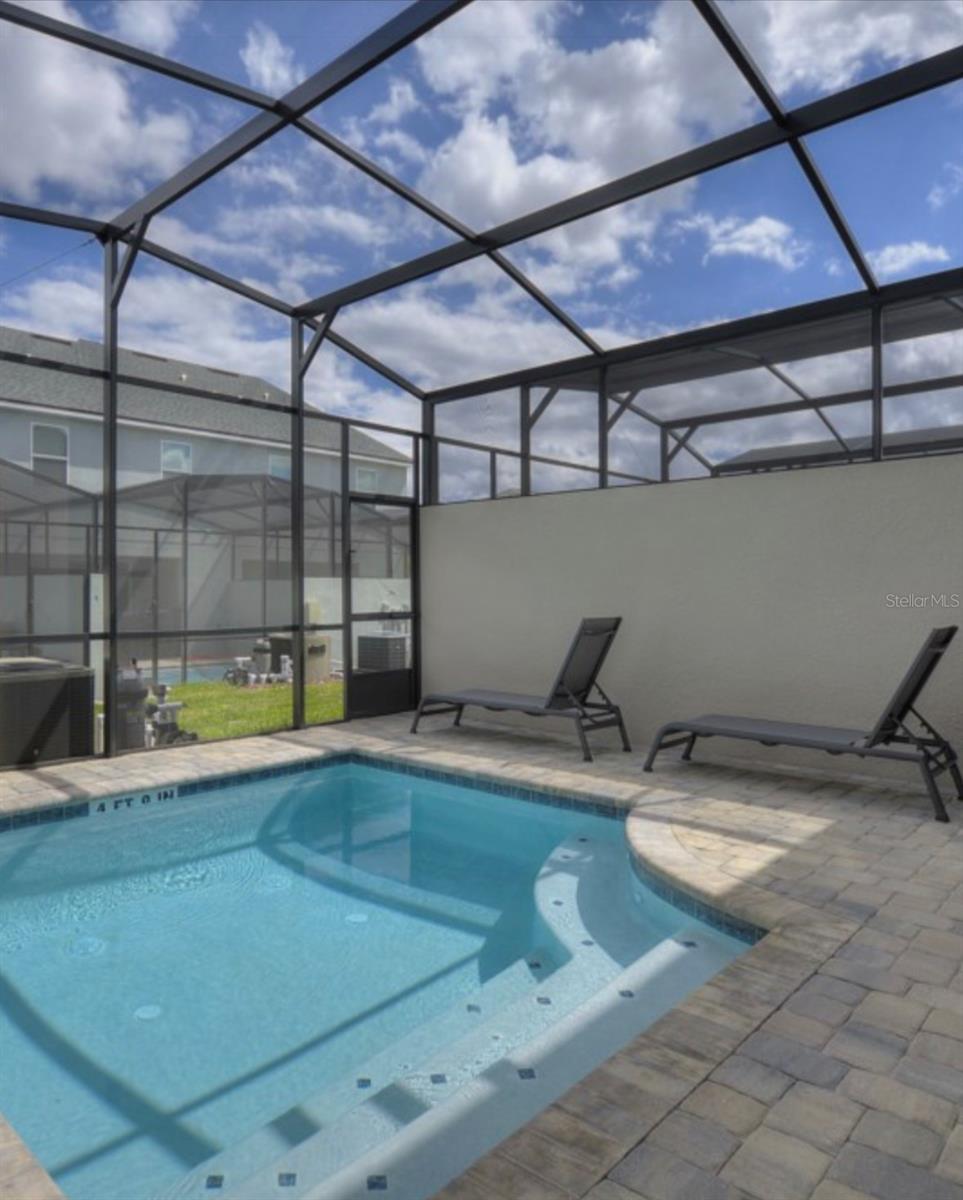 SOLARA RESORT VACATION VILLAS REP - Residential