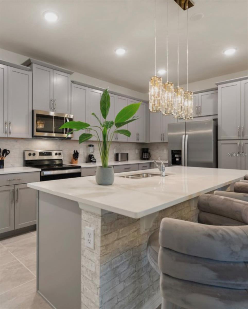 SOLARA RESORT VACATION VILLAS REP - Residential