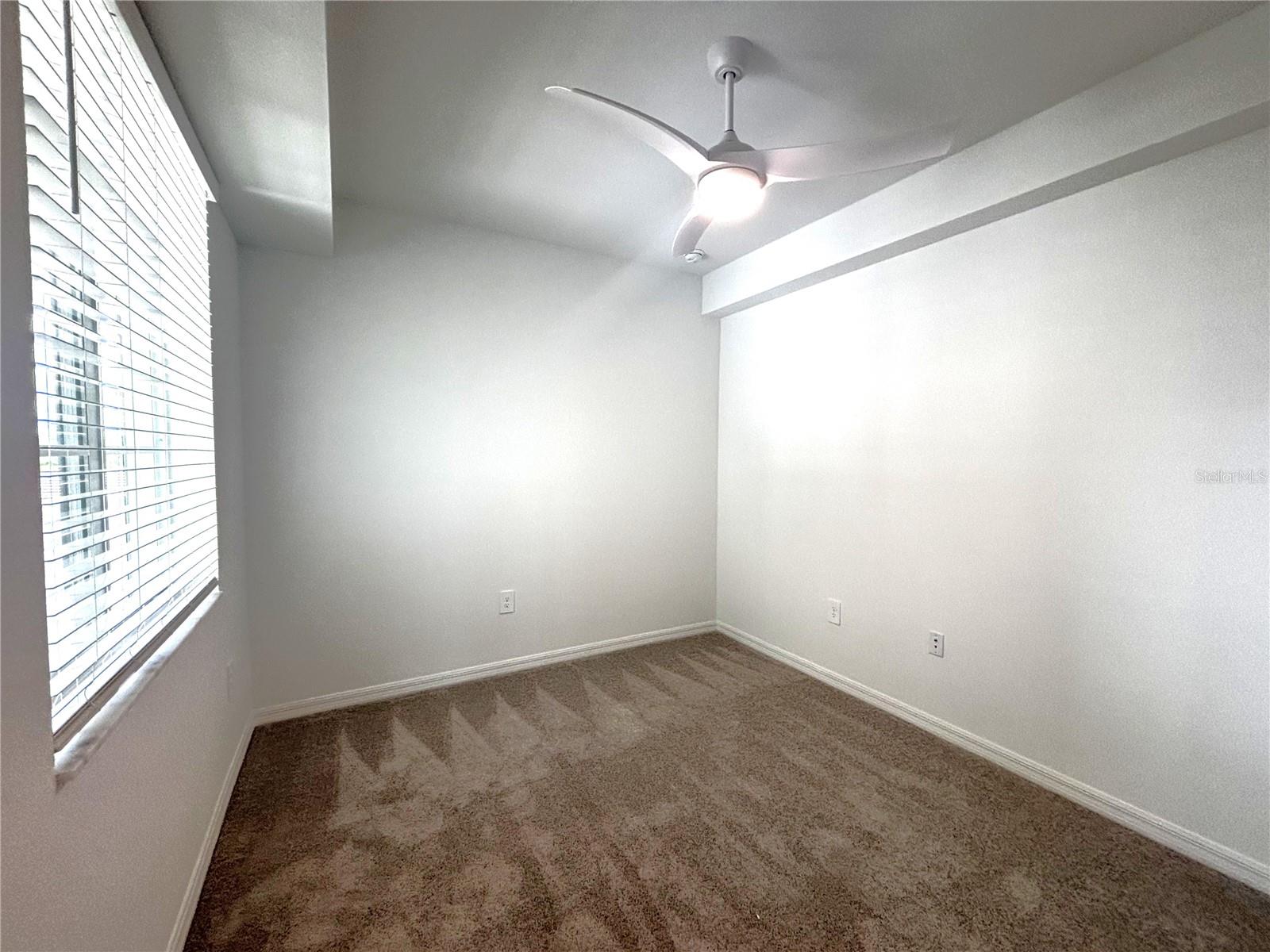 WELLEN GOLF & COUNTRY CLUB - Residential Lease