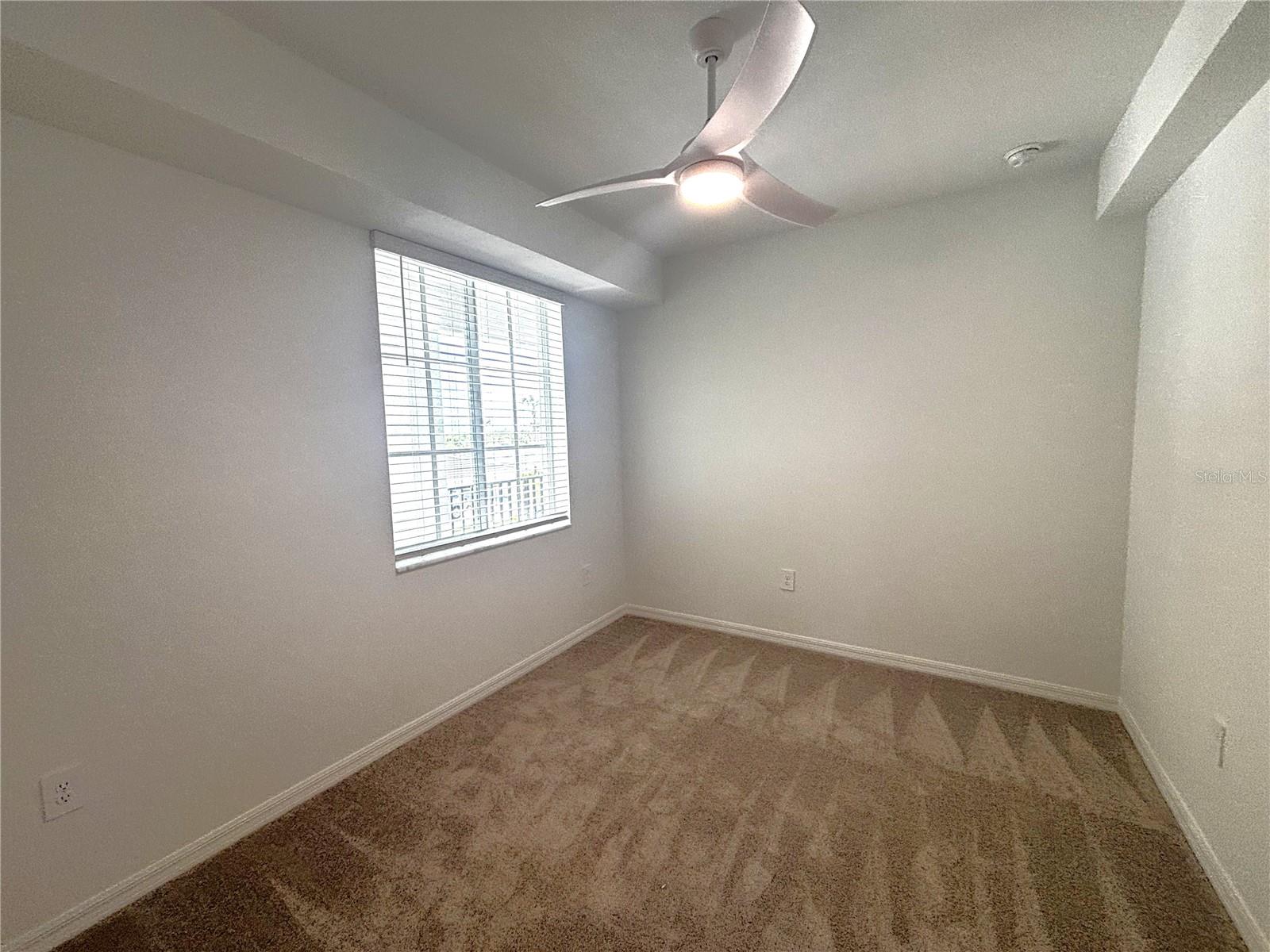 WELLEN GOLF & COUNTRY CLUB - Residential Lease