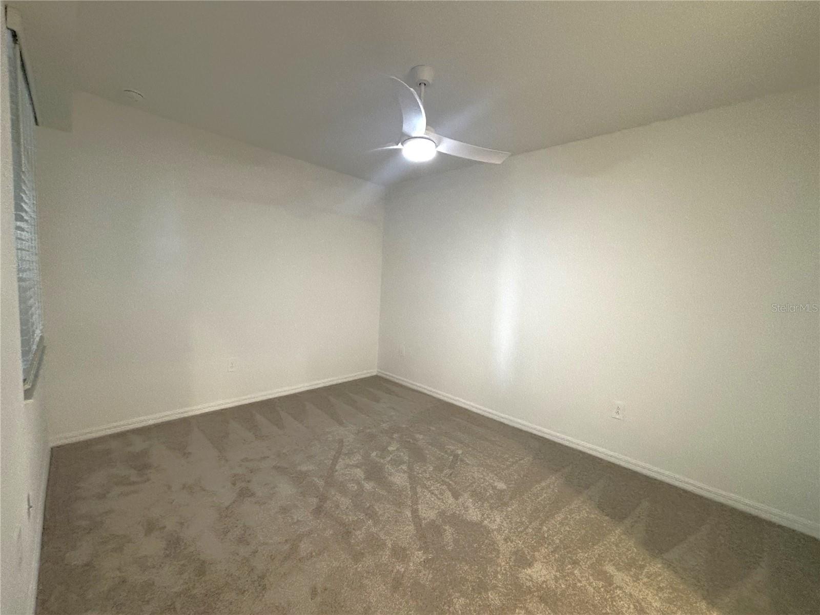 WELLEN GOLF & COUNTRY CLUB - Residential Lease