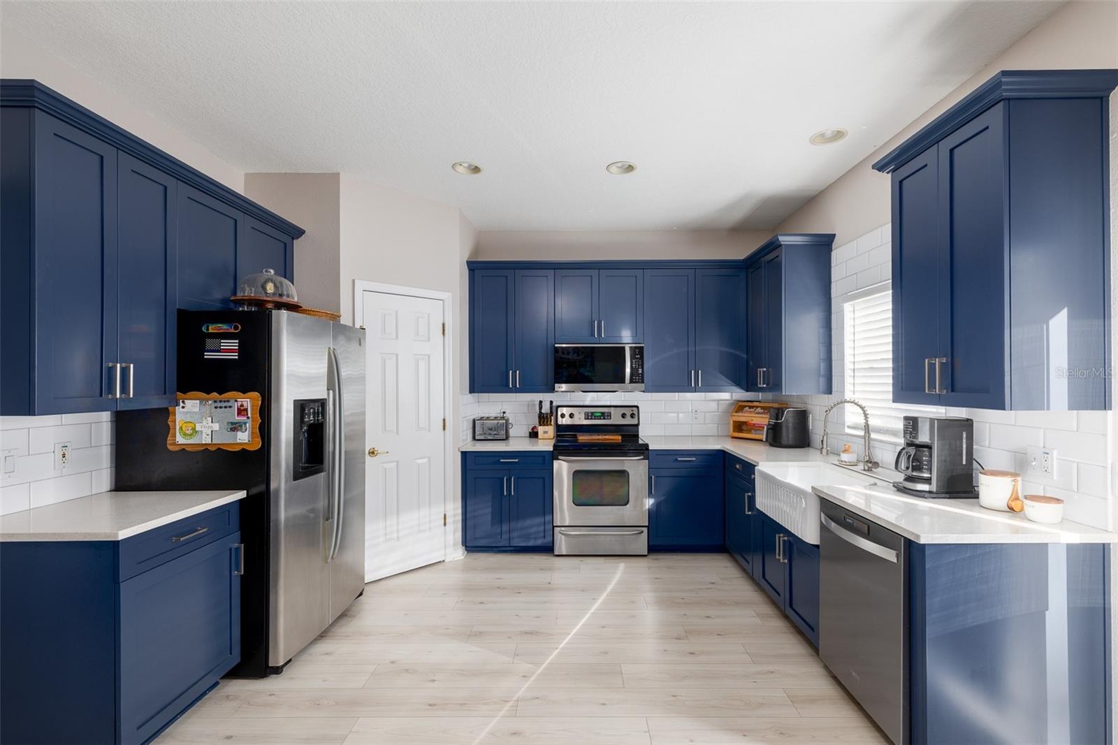 9004 GRAND BAYOU COURT