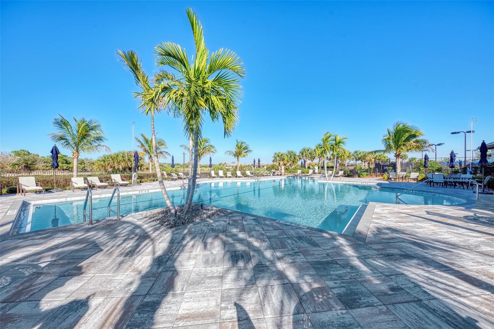 HAMMOCK PRESERVE PH 14-4 1B & - Residential