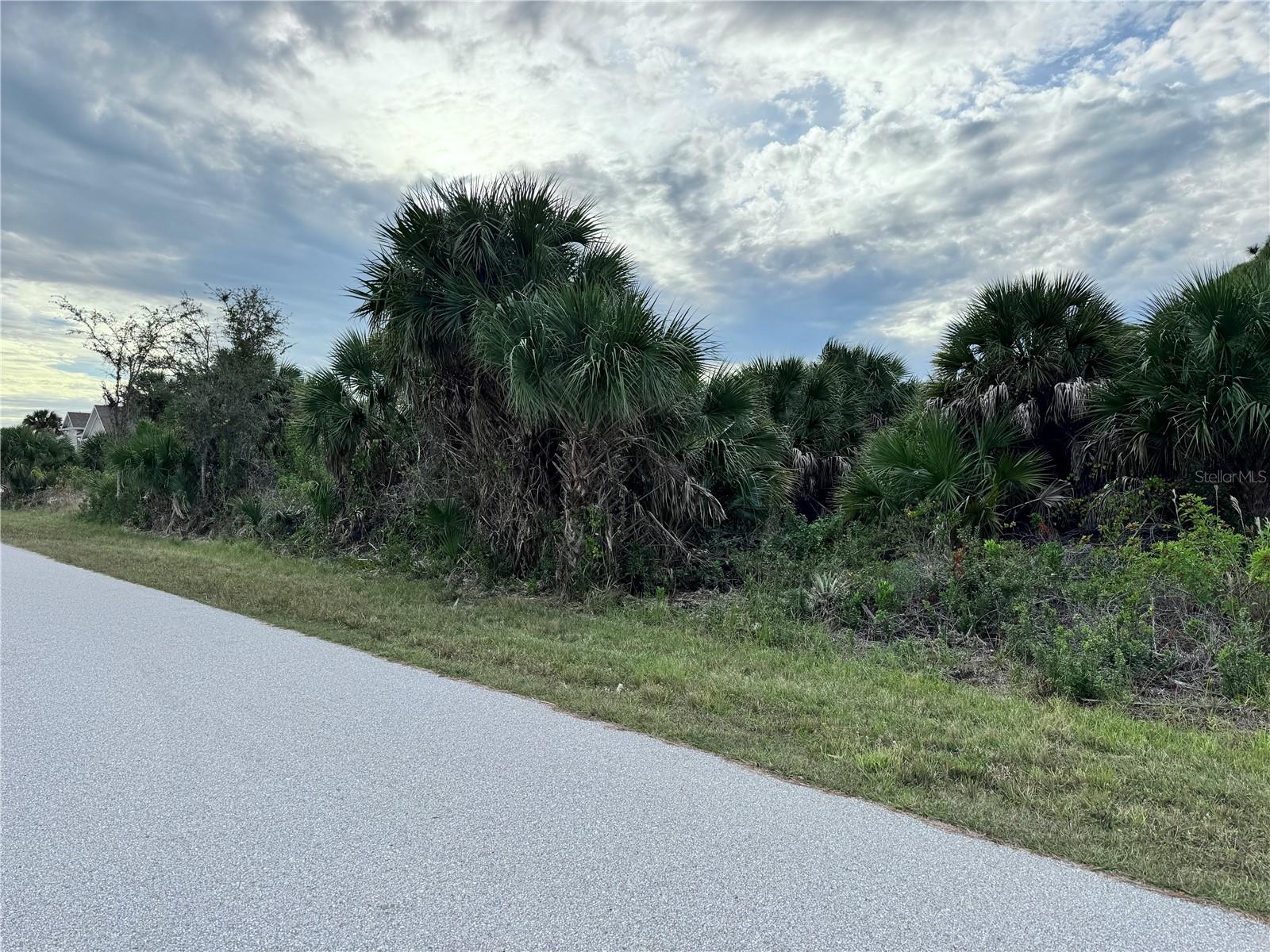 PORT CHARLOTTE SEC 071 - Land