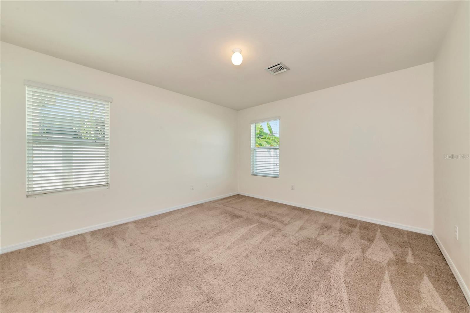 DEL TIERRA PH II - Residential Lease