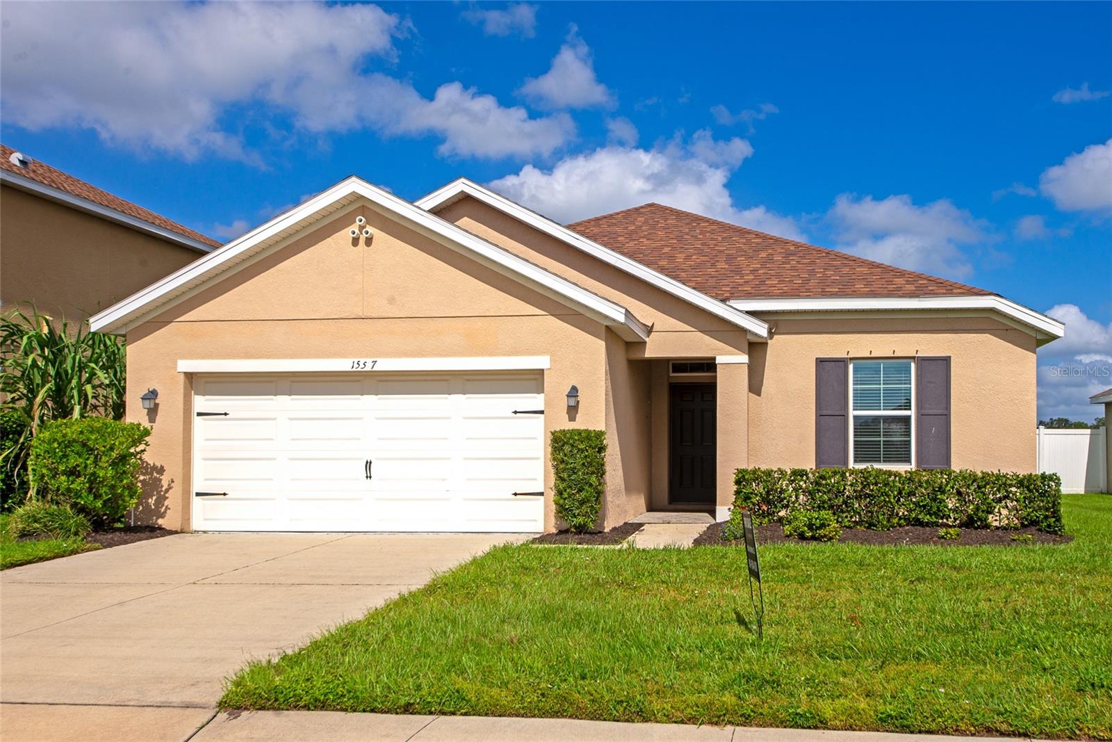 DEL TIERRA PH II - Residential Lease