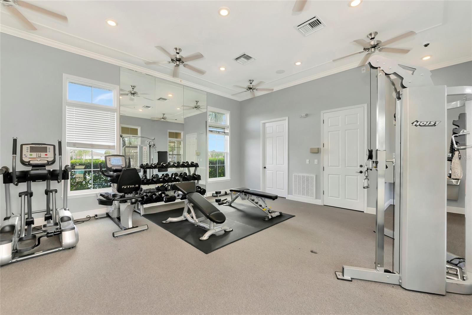 DEL TIERRA PH II - Residential Lease