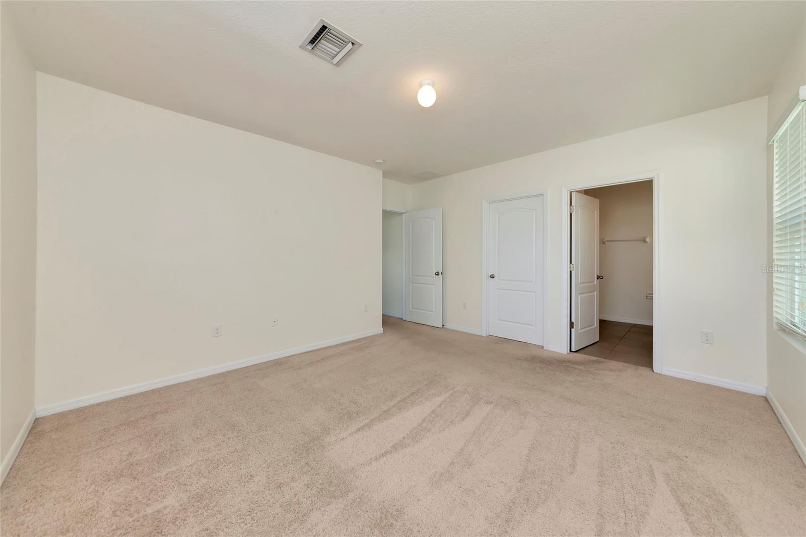 DEL TIERRA PH II - Residential Lease