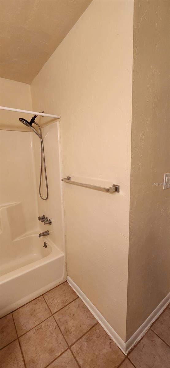 TREEHOUSE VILLAGE - Residential Lease