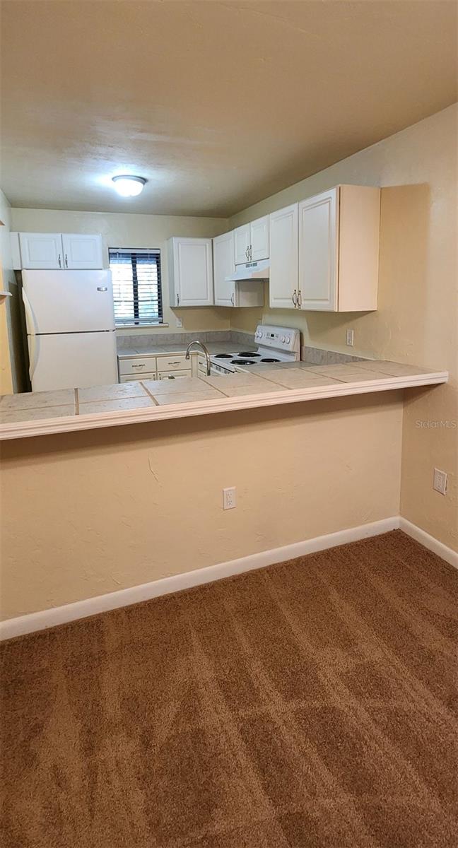 TREEHOUSE VILLAGE - Residential Lease