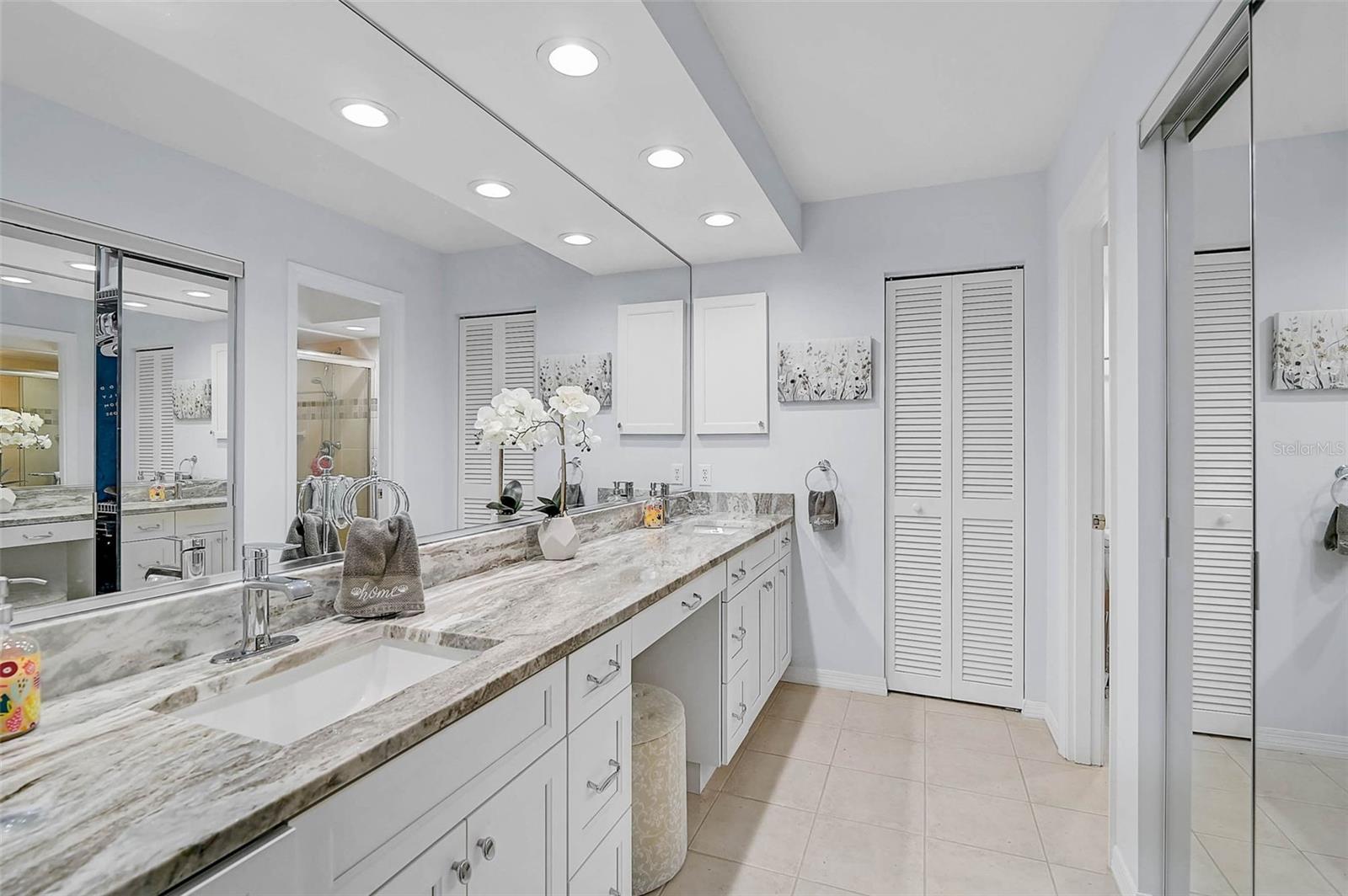 HAMMOCKS IV - Residential