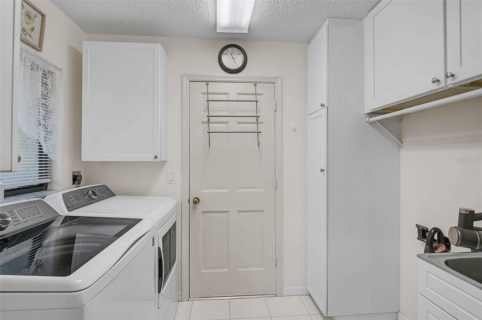 HAMMOCKS IV - Residential