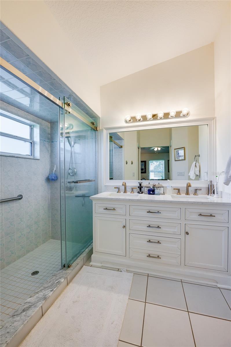 FOREST GROVE BUS CENTER - Residential