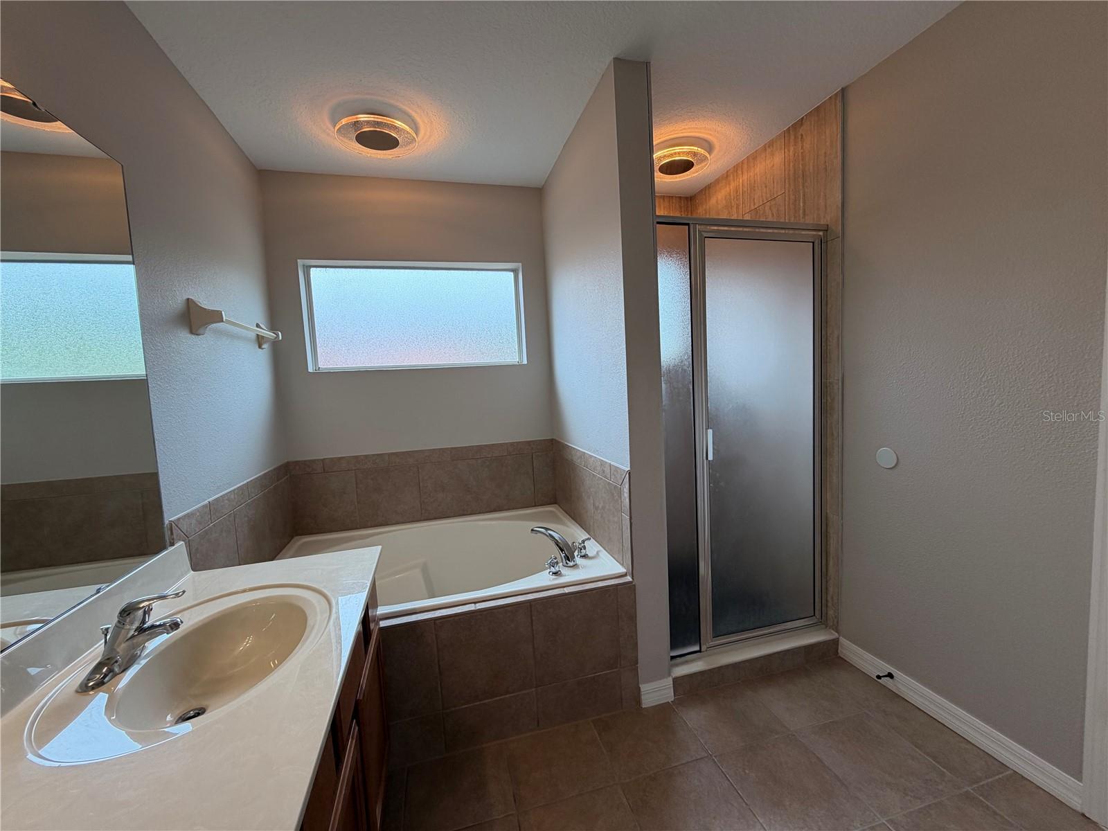 WATERSONG PH 01 - Residential