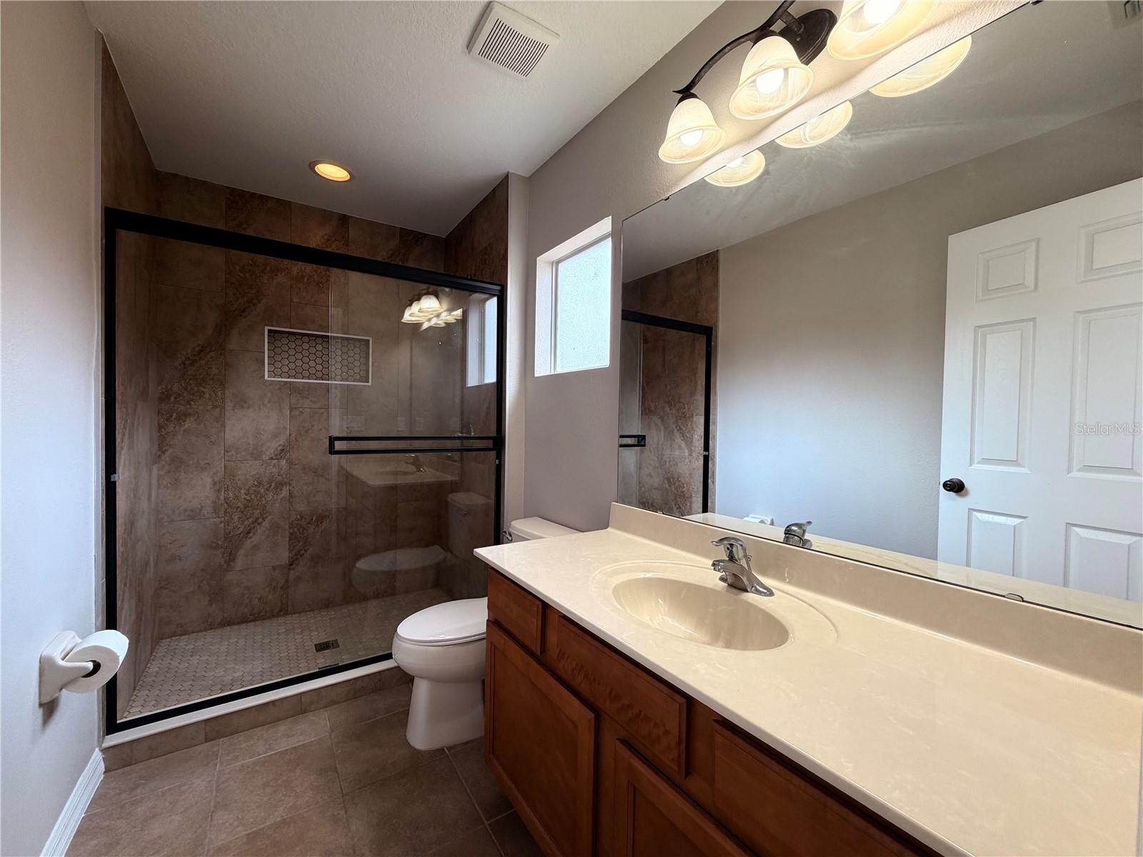 WATERSONG PH 01 - Residential