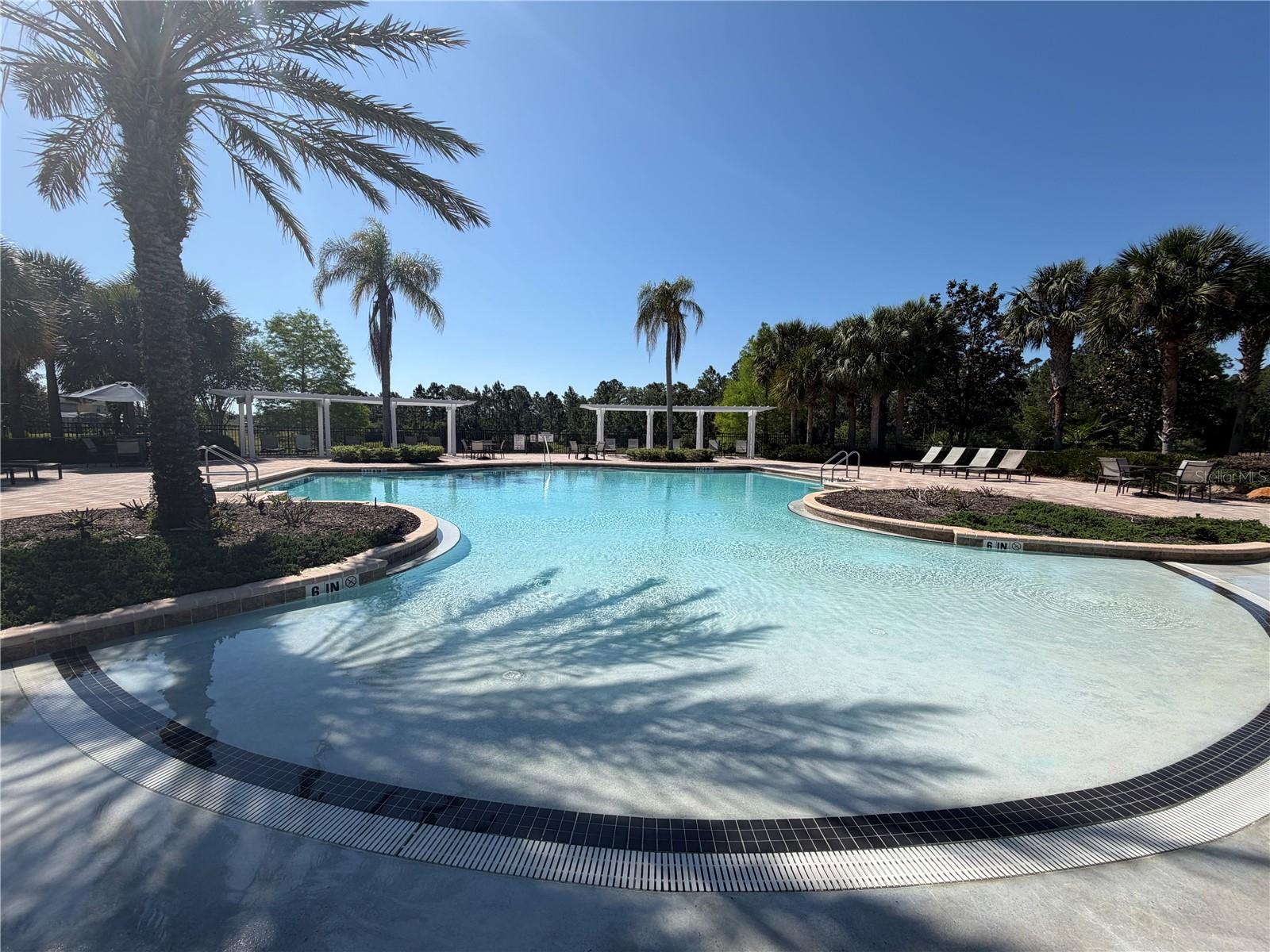 WATERSONG PH 01 - Residential