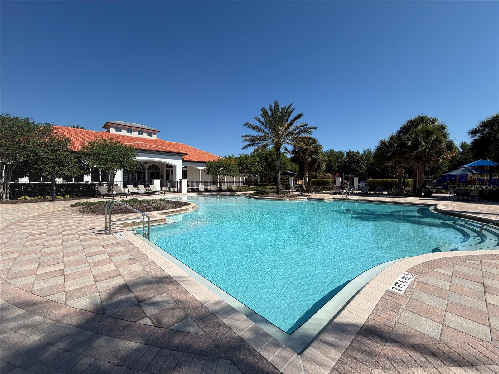 WATERSONG PH 01 - Residential