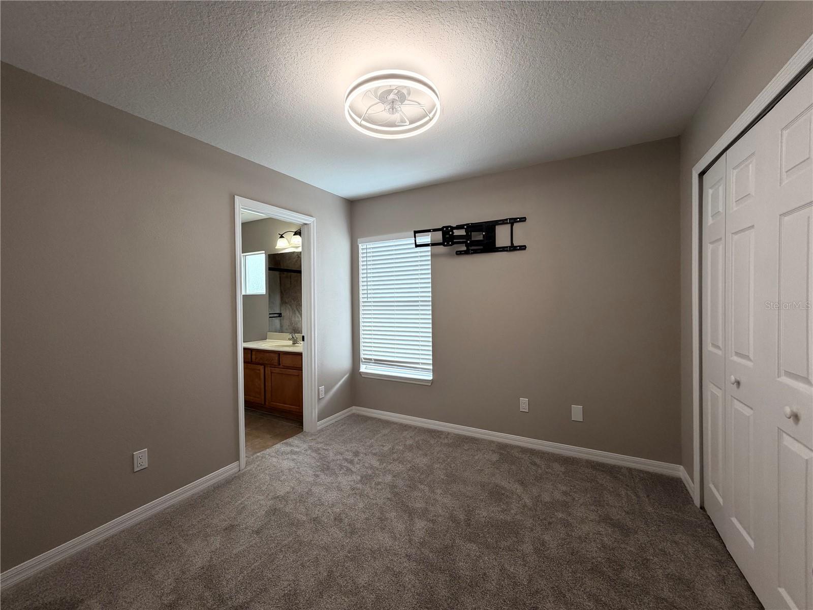 WATERSONG PH 01 - Residential