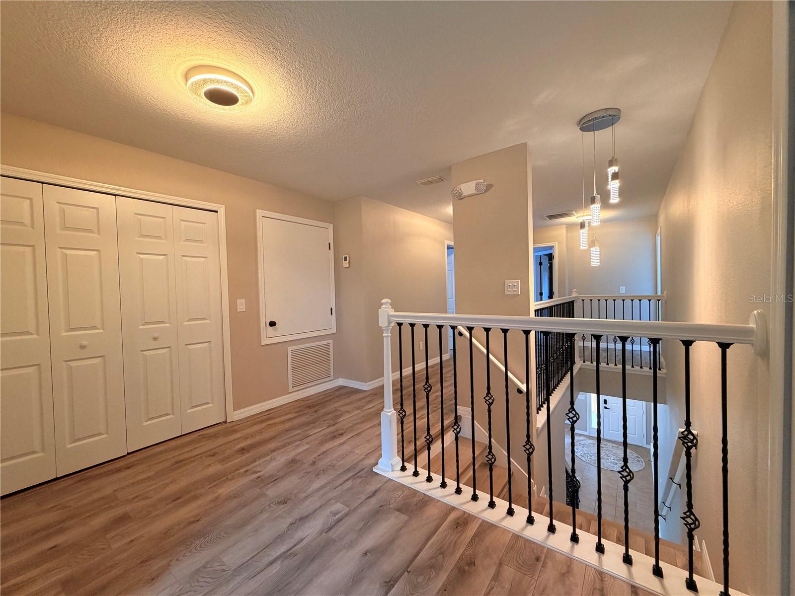 WATERSONG PH 01 - Residential