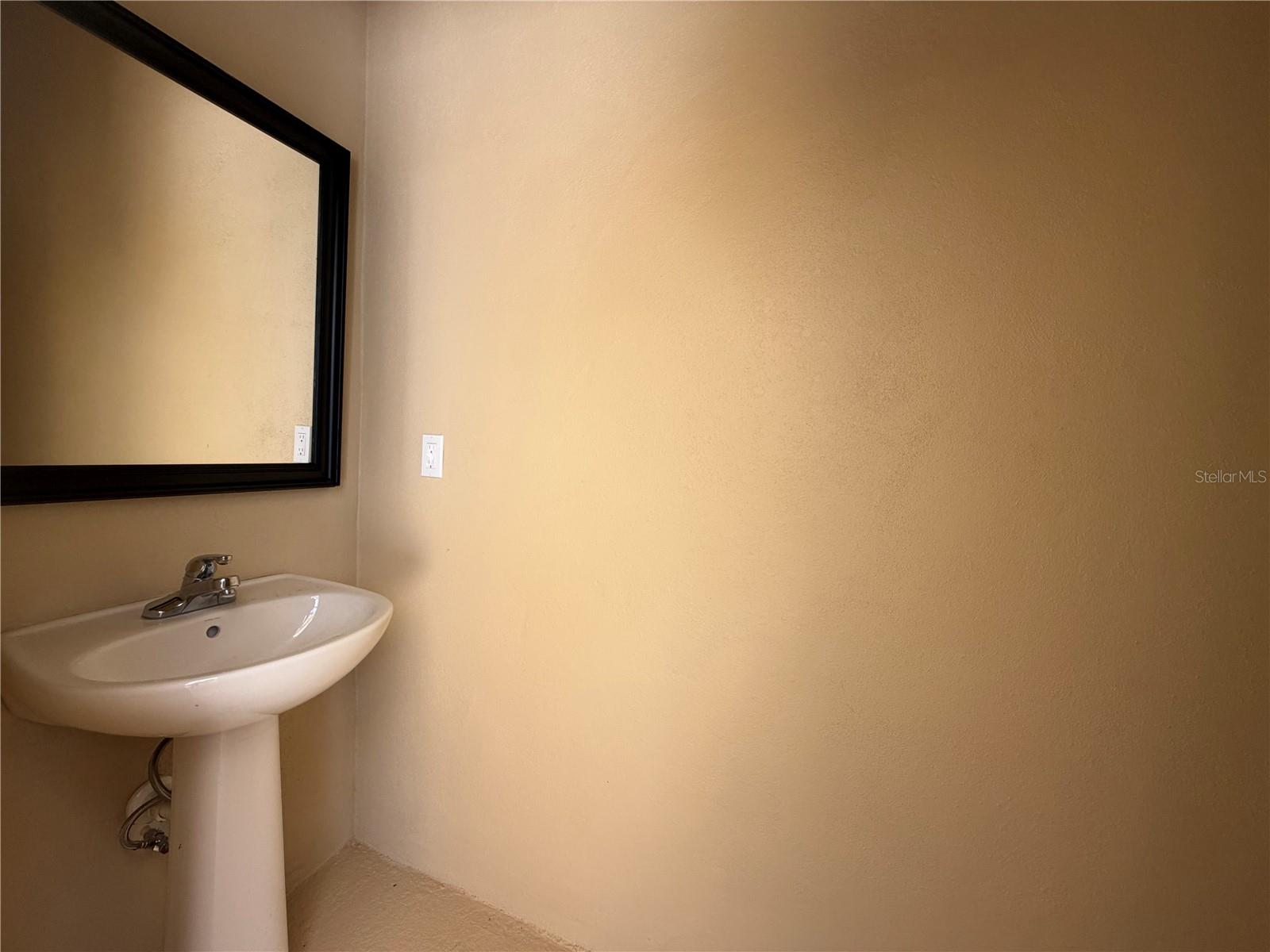 WATERSONG PH 01 - Residential