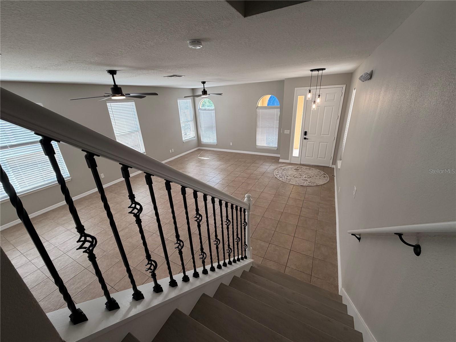 WATERSONG PH 01 - Residential