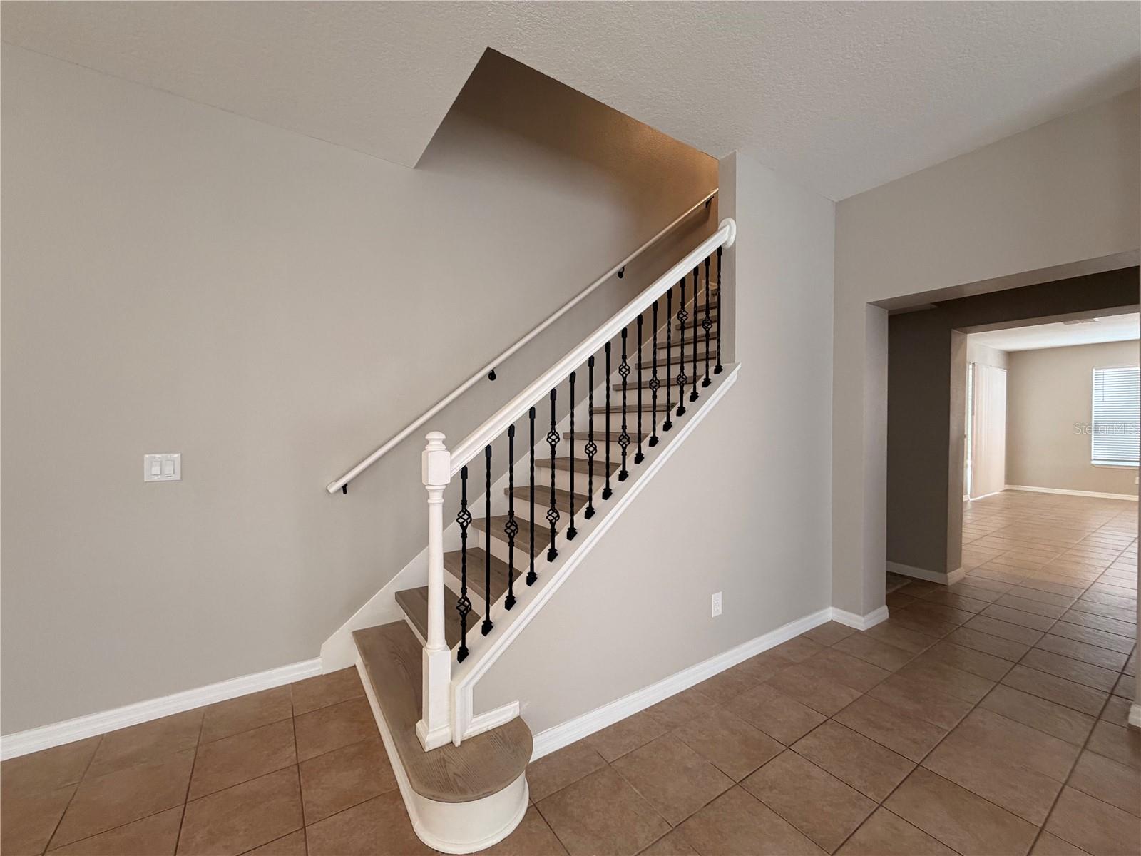 WATERSONG PH 01 - Residential