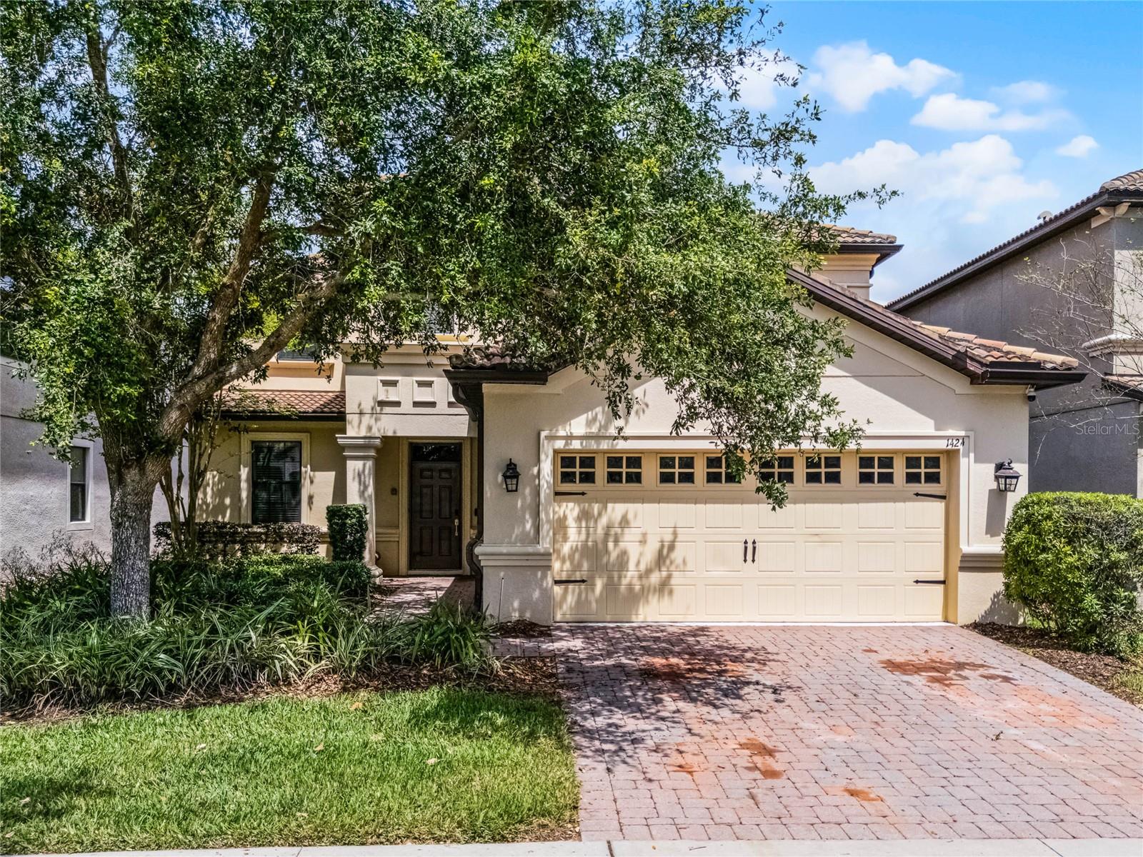 1424 MOON VALLEY DRIVE
