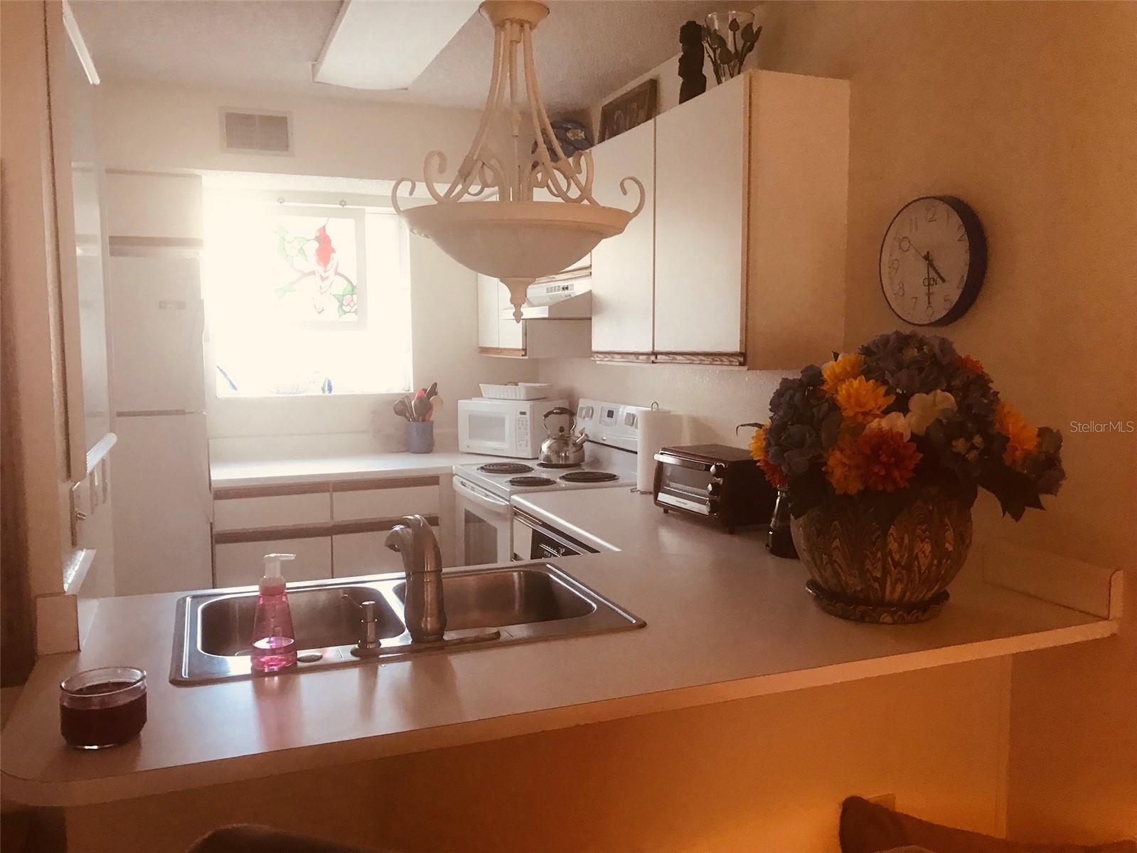 VILLAGES OF SEAPORT - Residential Lease