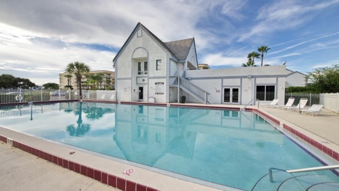 VILLAGES OF SEAPORT - Residential Lease