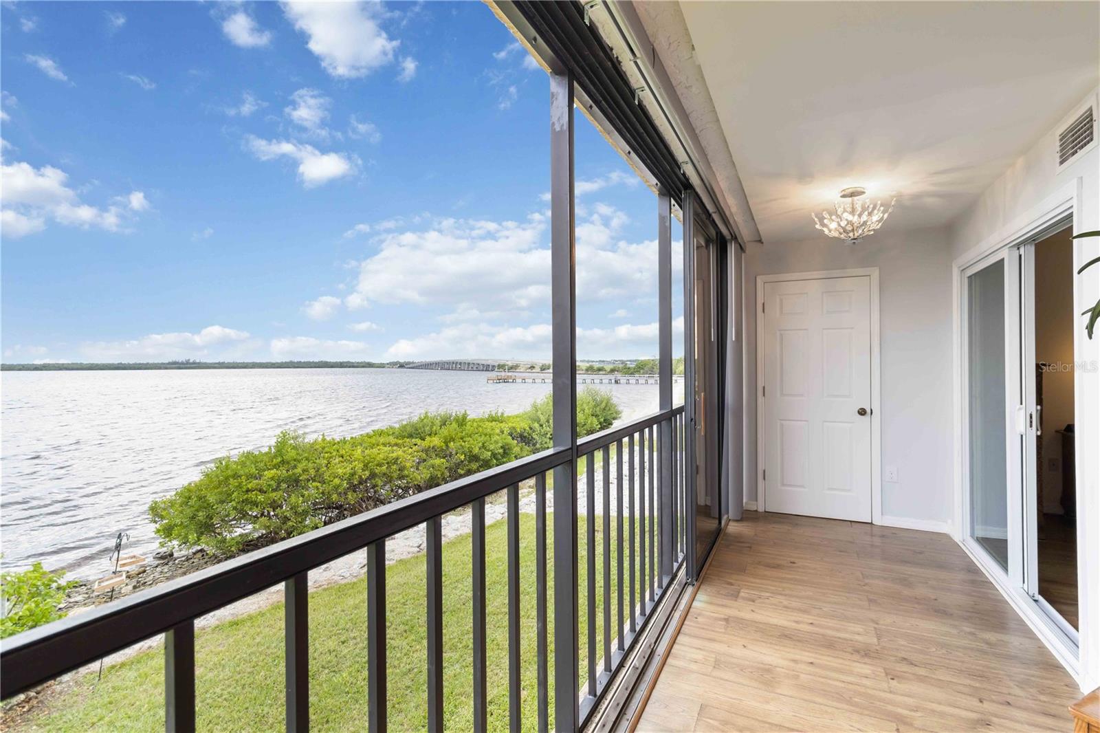 TARPON BAY PH 04 BLDG D - Residential
