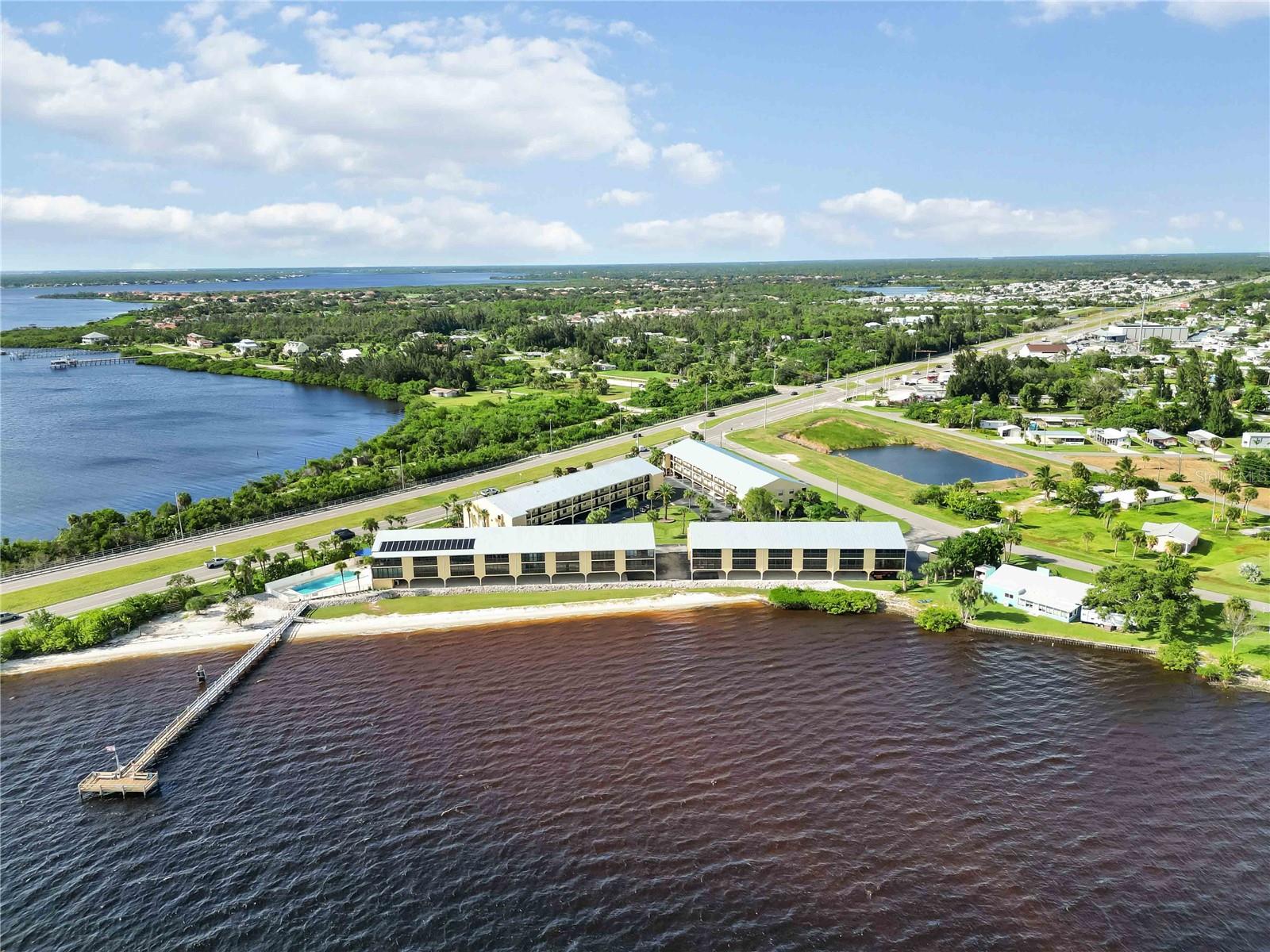 TARPON BAY PH 04 BLDG D - Residential
