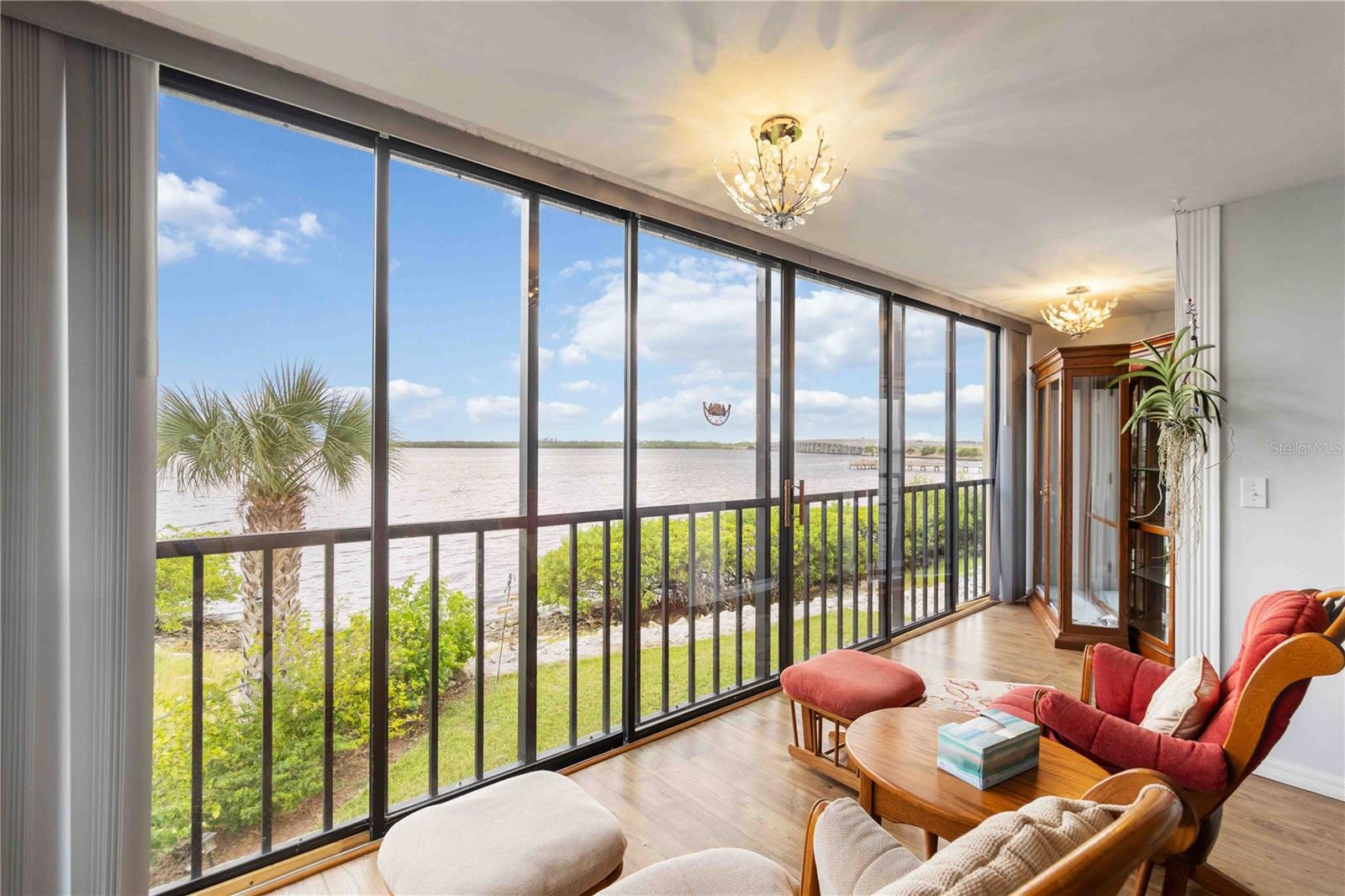 TARPON BAY PH 04 BLDG D - Residential