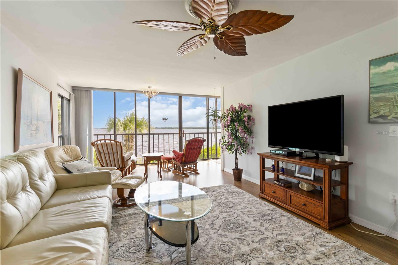 TARPON BAY PH 04 BLDG D - Residential